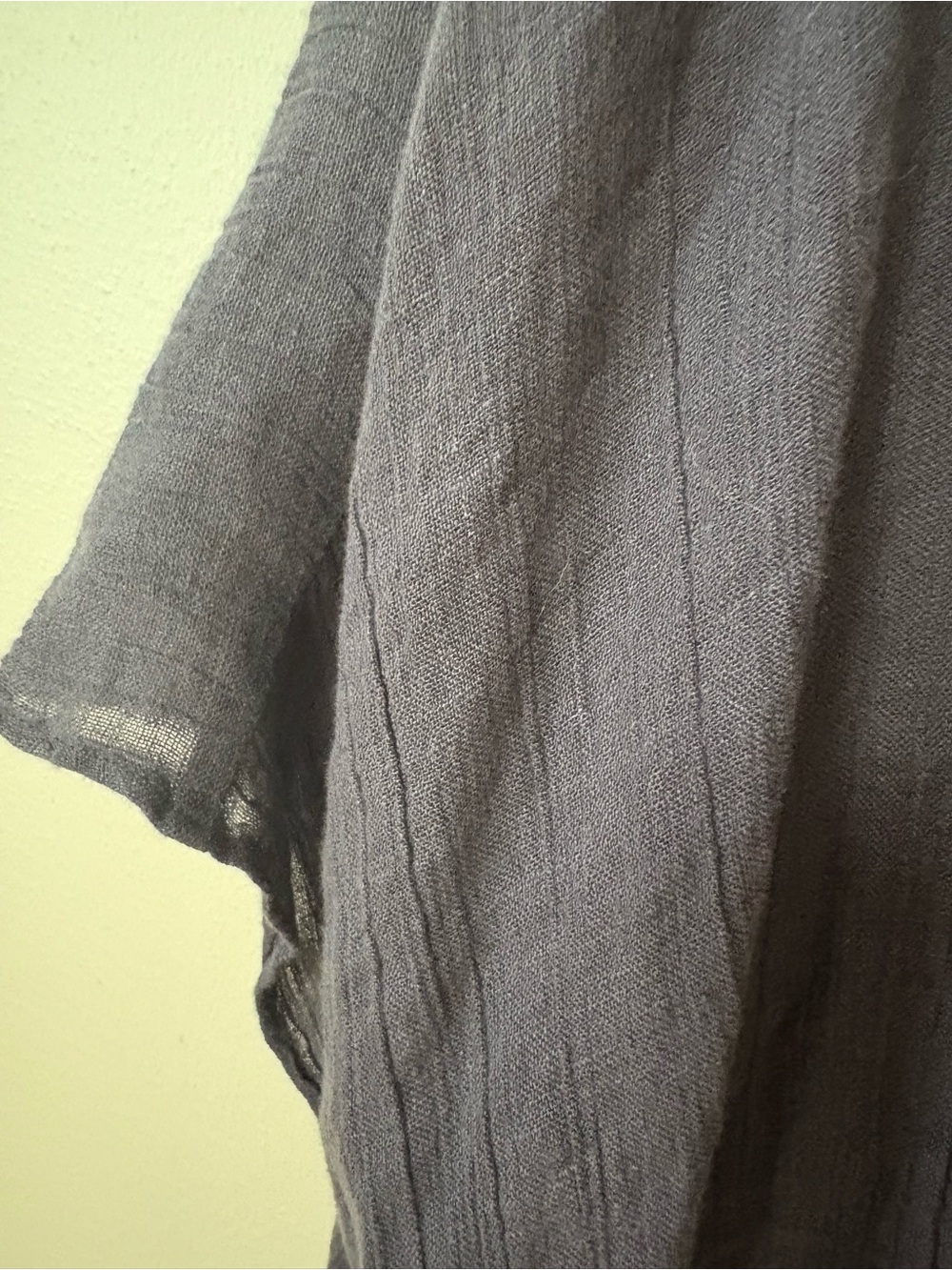 Nomad the Label French Linen Rhea Kimono - Picture 5 of 9